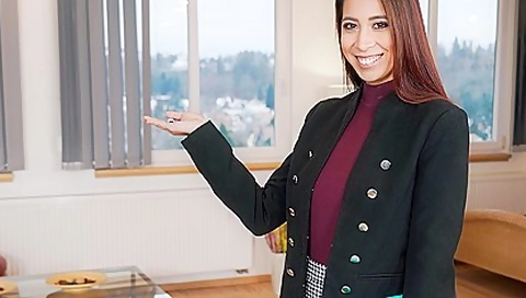 The Assistant For Cumming - Christy Charming