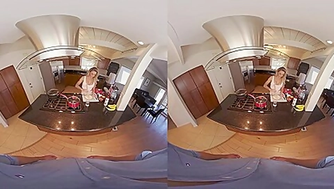 Isabelle Deltore In Banana Beaters